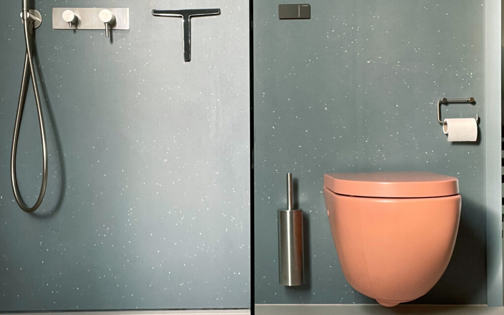 42 reframe showe wiper toilet brush HL custom.jpg 1600x1000